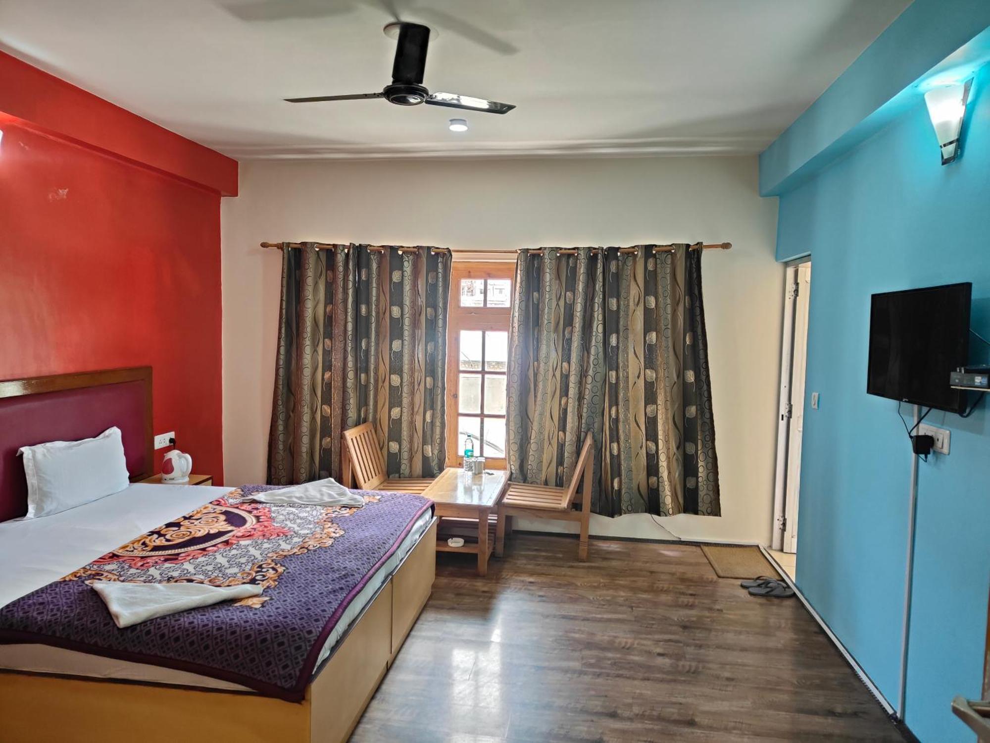 Tsaskan Hotel Лех Екстер'єр фото
